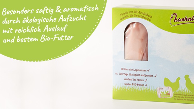 Verpackung mit Bio-Hähnchenfleisch, Aufschrift „Brüder der Legehennen, 120 Tage Freiland, bestes Bio-Futter“ und EU-Bio-Logo.