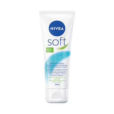 Weiße Tube der NIVEA Soft Creme mit blauem Logo, grünem Hinweis „Vegane Formel“ und 75 ml Angabe auf der Vorderseite.