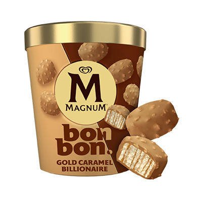 Becher mit der Aufschrift „MAGNUM bonbon. gold caramel billionaire“ und Abbildung karamellüberzogener Pralinen mit Füllung.