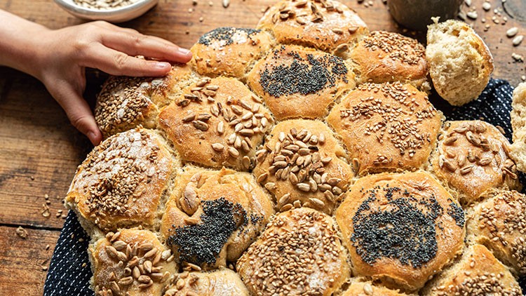 Saatenbrötchen vom Blech - Globus ☀ Supermarkt ⇒ Vielfalt, Qualität ... Saatenbrötchen vom Blech - Globus ☀ Supermarkt ⇒ Vielfalt, Qualität ...