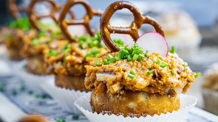 Laugen-Cupcakes - Globus ☀ Supermarkt ⇒ Vielfalt, Qualität & Beratung Laugen-Cupcakes - Globus ☀ Supermarkt ⇒ Vielfalt, Qualität & Beratung