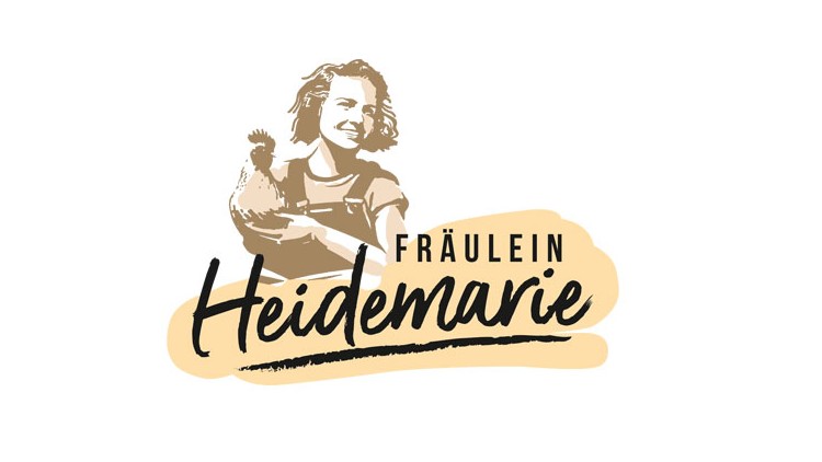 Illustration einer Frau mit Huhn im Arm, daneben der Text „Fräulein Heidemarie“ auf beigem Hintergrund.