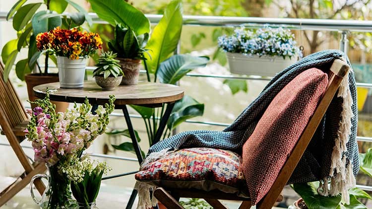 Balko, Terrasse und Garten