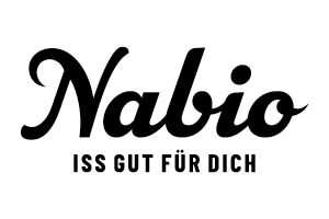 Schwarzer Schriftzug Nabio mit Untertitel ISS GUT FÜR DICH auf weißem Hintergrund.