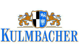 Das Logo zeigt den Schriftzug KULMBACHER in blauer Schrift mit goldener Umrandung und ein Wappen mit Löwen und Adler.