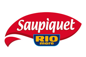 Rotes Saupiquet-Logo in Form eines Fischs mit gelb-blauem RIO mare-Logo darunter.
