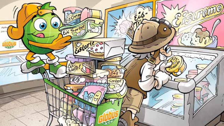 Globini sitzt im überfüllten Einkaufswagen mit Eisprodukten, während Professor Globus eine Eiswaffel aus der Kühltheke nimmt.