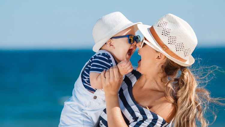 Kinderkleidung für den optimalen Sonnenschutz