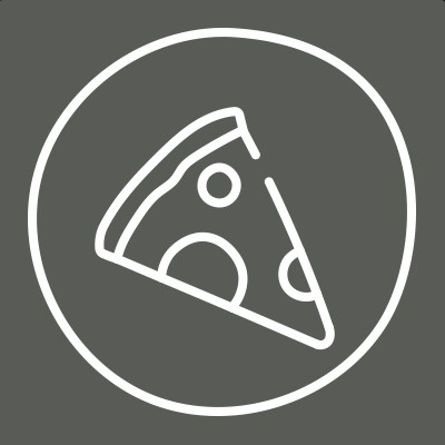 Symbolbild einer Pizza-Scheibe mit Käse-Kreisen und Rand, in weißer Linie auf grauem Hintergrund in einem Kreis.