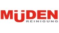 Roter Schriftzug „MÜDEN“ und grauer Schriftzug „REINIGUNG“ auf weißem Hintergrund, das Ü hat zwei rote Quadrate als Punkte.