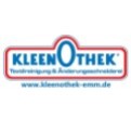 Das Logo von Kleenothek mit rotem und blauem Text auf weißem Hintergrund, darunter die Website www.kleenothek-emm.de.