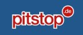 Weißer Schriftzug „pitstop“ mit rotem Punkt und „.de“ auf blauem Hintergrund.