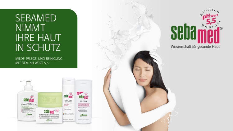 Sebamed-Produkte mit grünem Logo und Schriftzug, Text „Sebamed nimmt Ihre Haut in Schutz“ auf grünem Hintergrund.