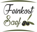 Schriftzug „Feinkost Saef“ mit grünen Oliven und Olivenzweig, umrahmt von zwei geschwungenen grünen Linien.