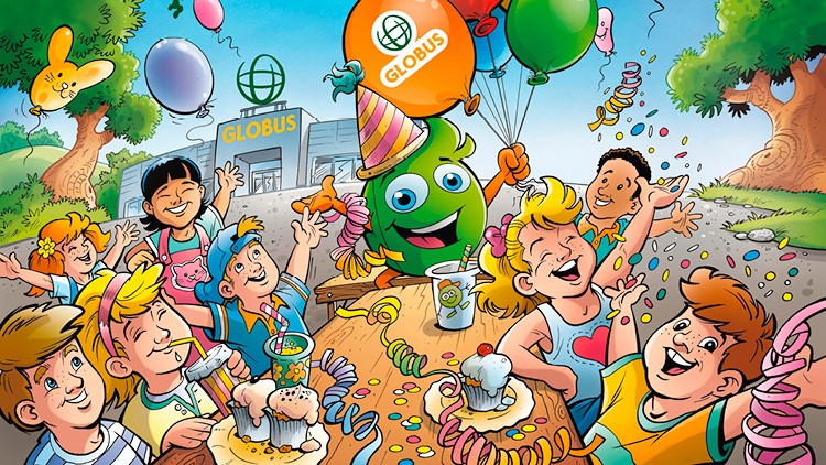 Globini feiert mit Kindern, bunten Luftballons und Konfetti an einem Tisch vor einem GLOBUS Markt mit Muffins und Getränken.