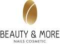 Goldenes, ovales Symbol mit diagonaler Linie darüber, darunter schwarzer Text „BEAUTY & MORE“ und kleinerer Text „NAILS COSMETIC“.