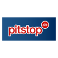 Blaues Rechteck mit rotem Schriftzug „pitstop.de“, weiße Umrandung der Buchstaben, roter Punkt rechts oben neben „de“.