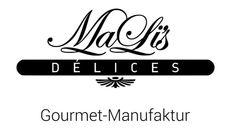 Schwarz-weißer Schriftzug „MaLi’s DÉLICES“ mit einem Unterstrich und dem Text „Gourmet-Manufaktur“ darunter.