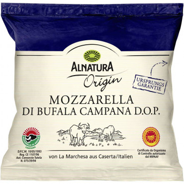 Mozzarella di bufala campana D.O.P.