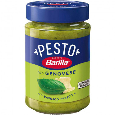 Pesto Genovese mit frischem Basilikum